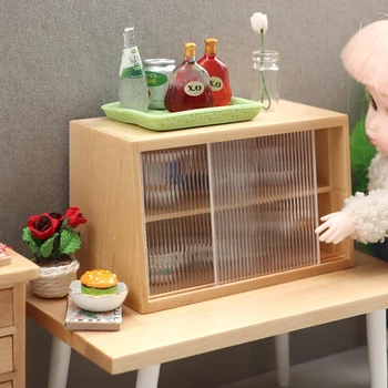1/12 Модель витринного шкафа Имитация деревянного кухонного шкафа для кукольного домика, игрушечных кукол для подростков, микроландшафтной мини-мебели