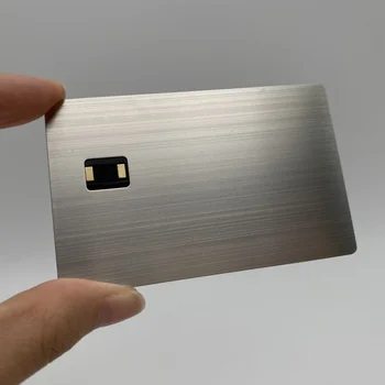 Индивидуальные.продукт. металлическая банковская карта с NFC работает при бесконтактной оплате